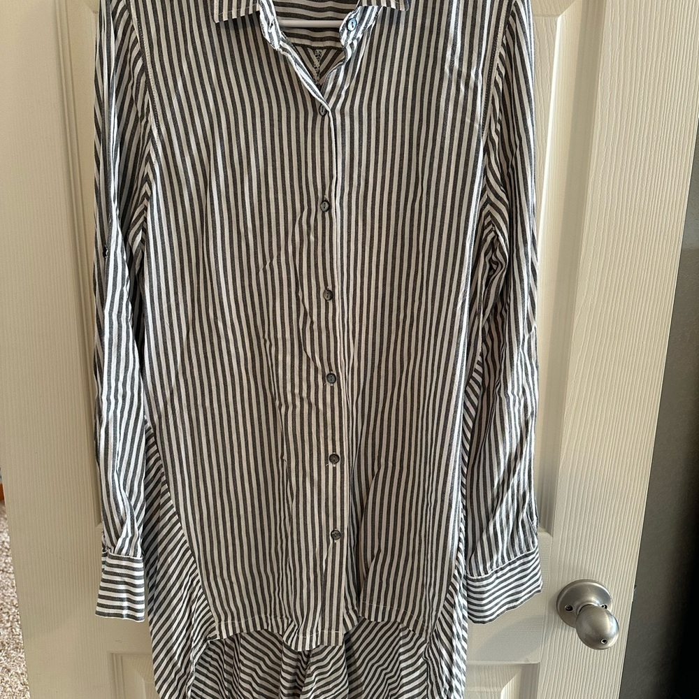 Max Studio Black and White Striped Collared Tunic Shirt
